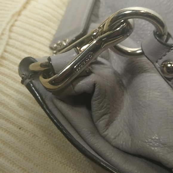 Coach - Picture 5 of 9